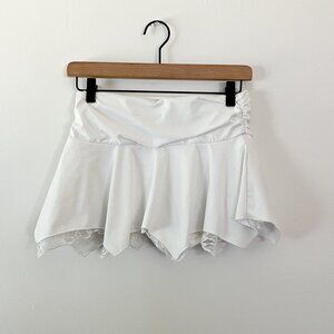 y2k retro white mini skirt with lace S
